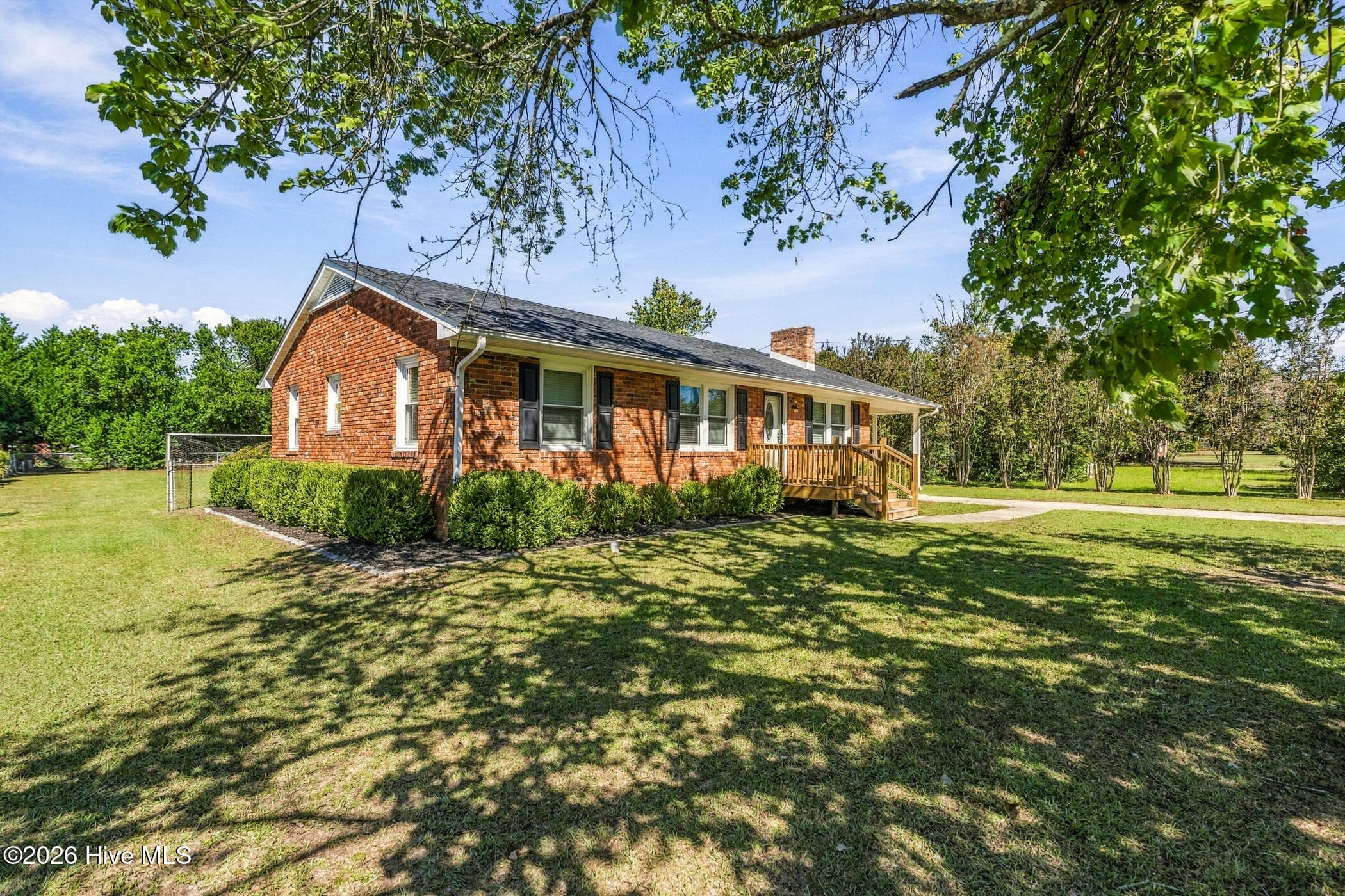 202 Mclean Street, Hamlet, NC 28345