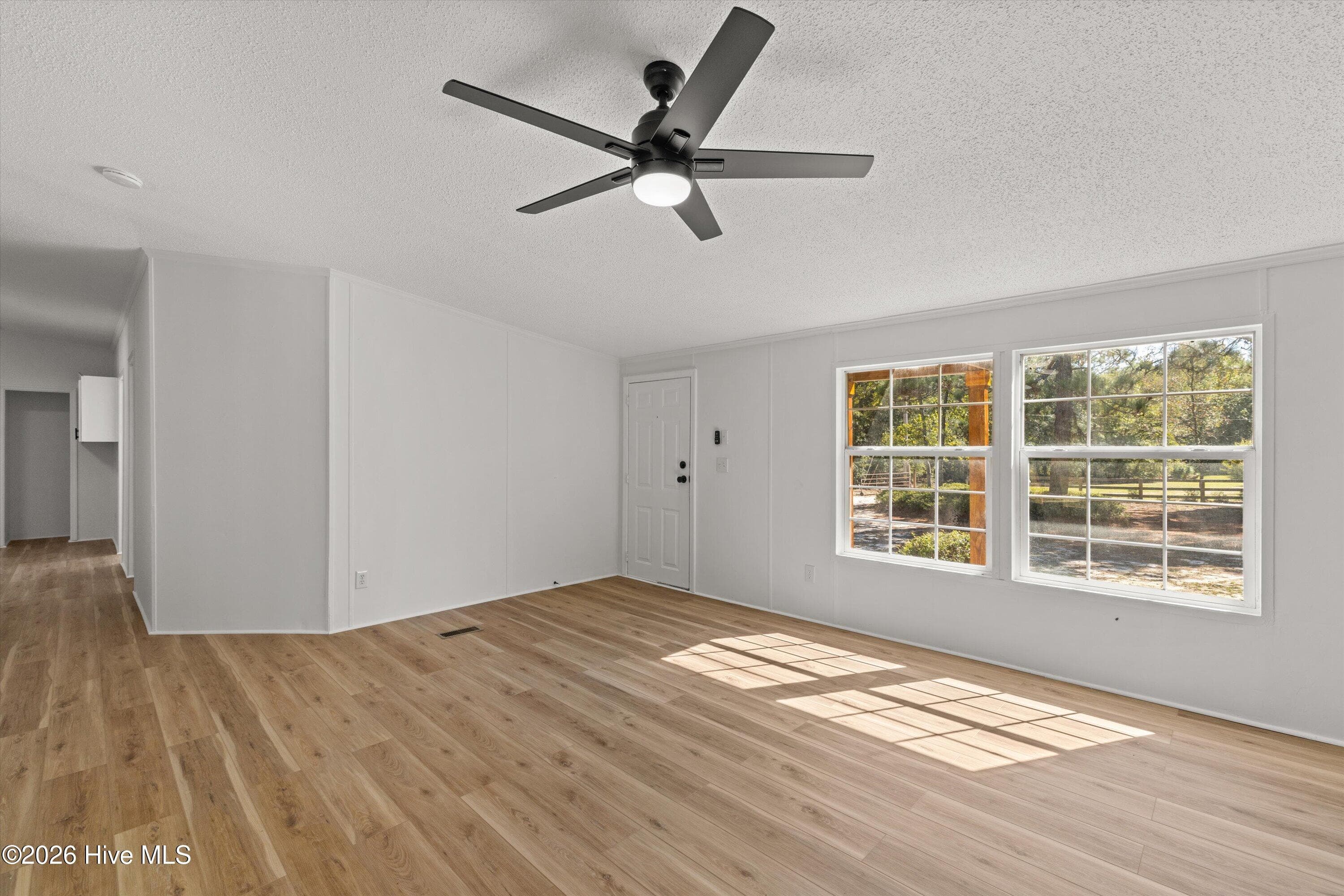 Manufactured Home at 34 Starling Court, Aiken, SC 29805, Aiken, photo 16 of 66