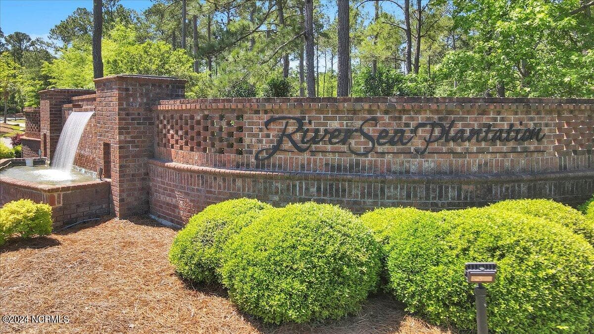 Single Family Residence at 576 Hearthside Drive SE, Bolivia, NC 28422, photo 10 of 175