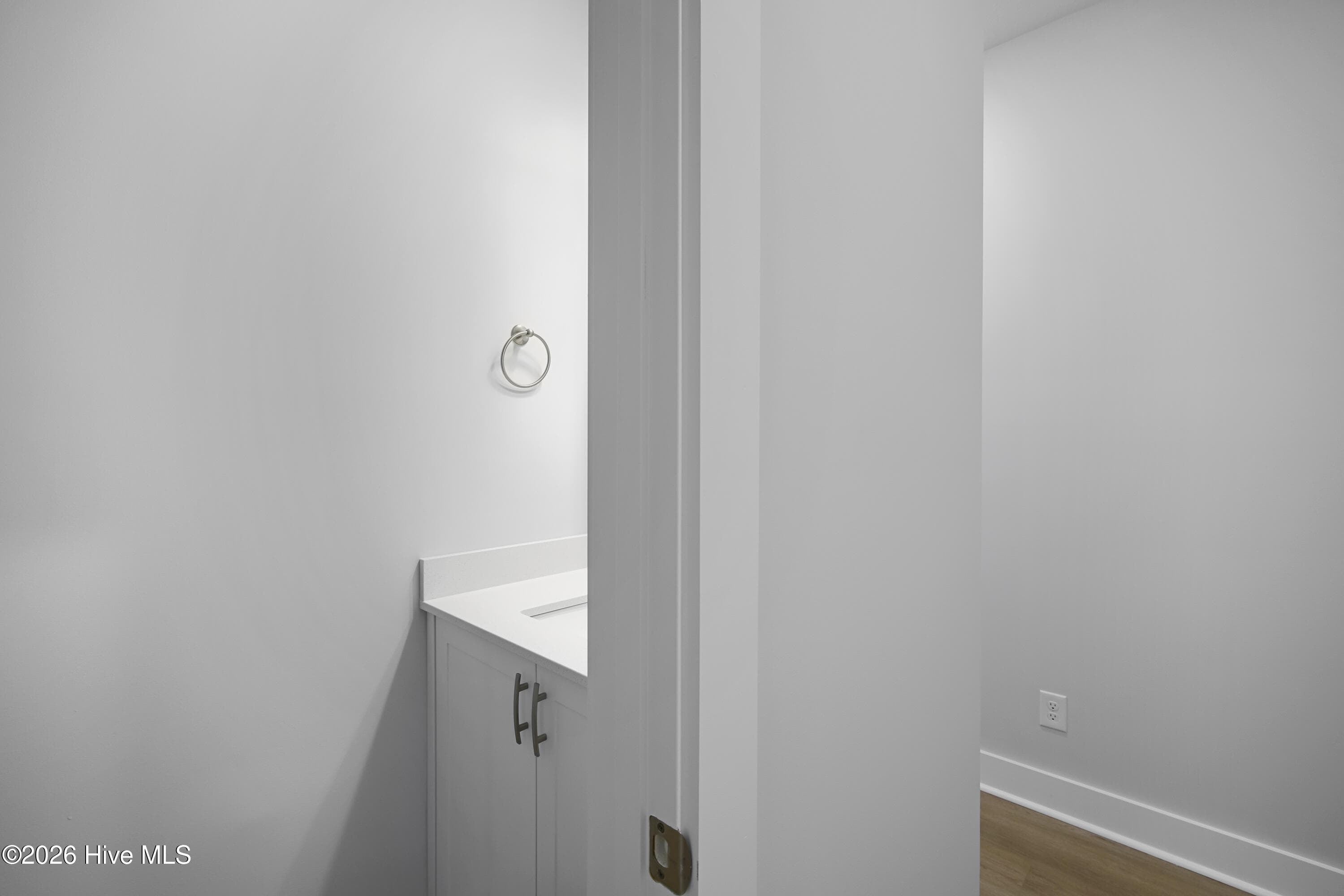 Private half bathroom - 458 Longshadow Drive, Aiken, SC 29803