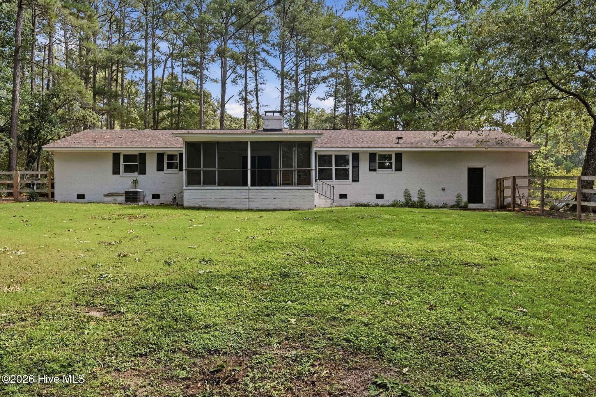 Single Family Residence at 224 Heather Lane, Southern Pines, NC 28387, photo 32 of 41