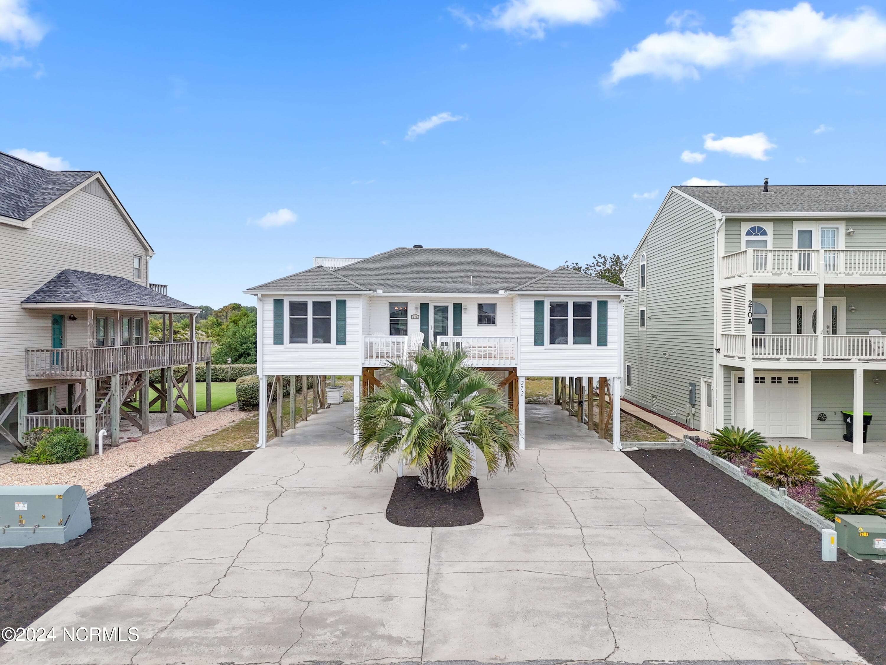 Single Family Residence at 272 Brunswick Avenue W, Holden Beach, NC 28462, photo 2 of 45