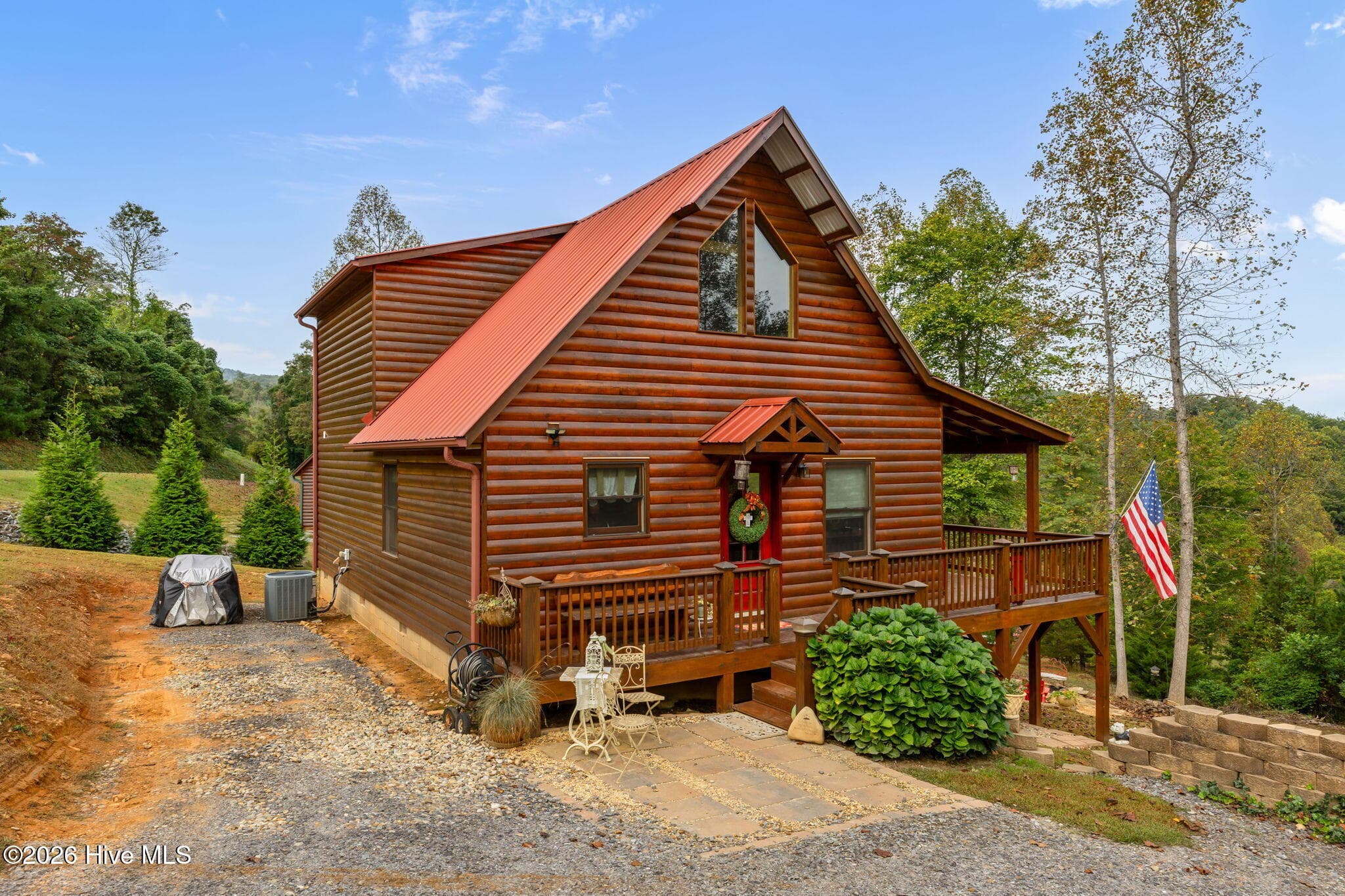 Single Family Residence at 140 Carolina Fox Circle, Murphy, NC 28906, photo 12 of 45