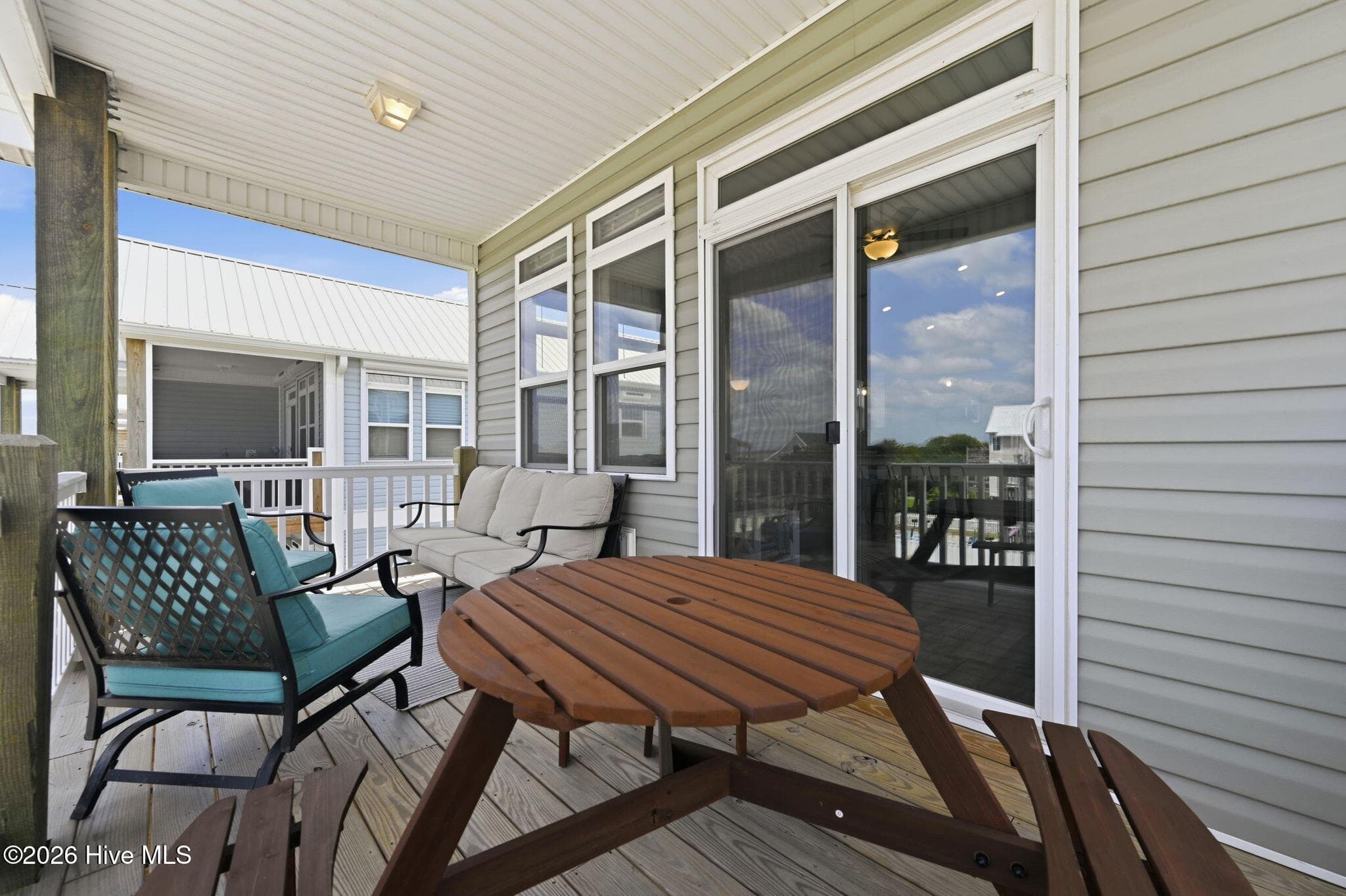 Townhouse at 124 Sea Gull Lane, North Topsail Beach, NC 28460, photo 12 of 48