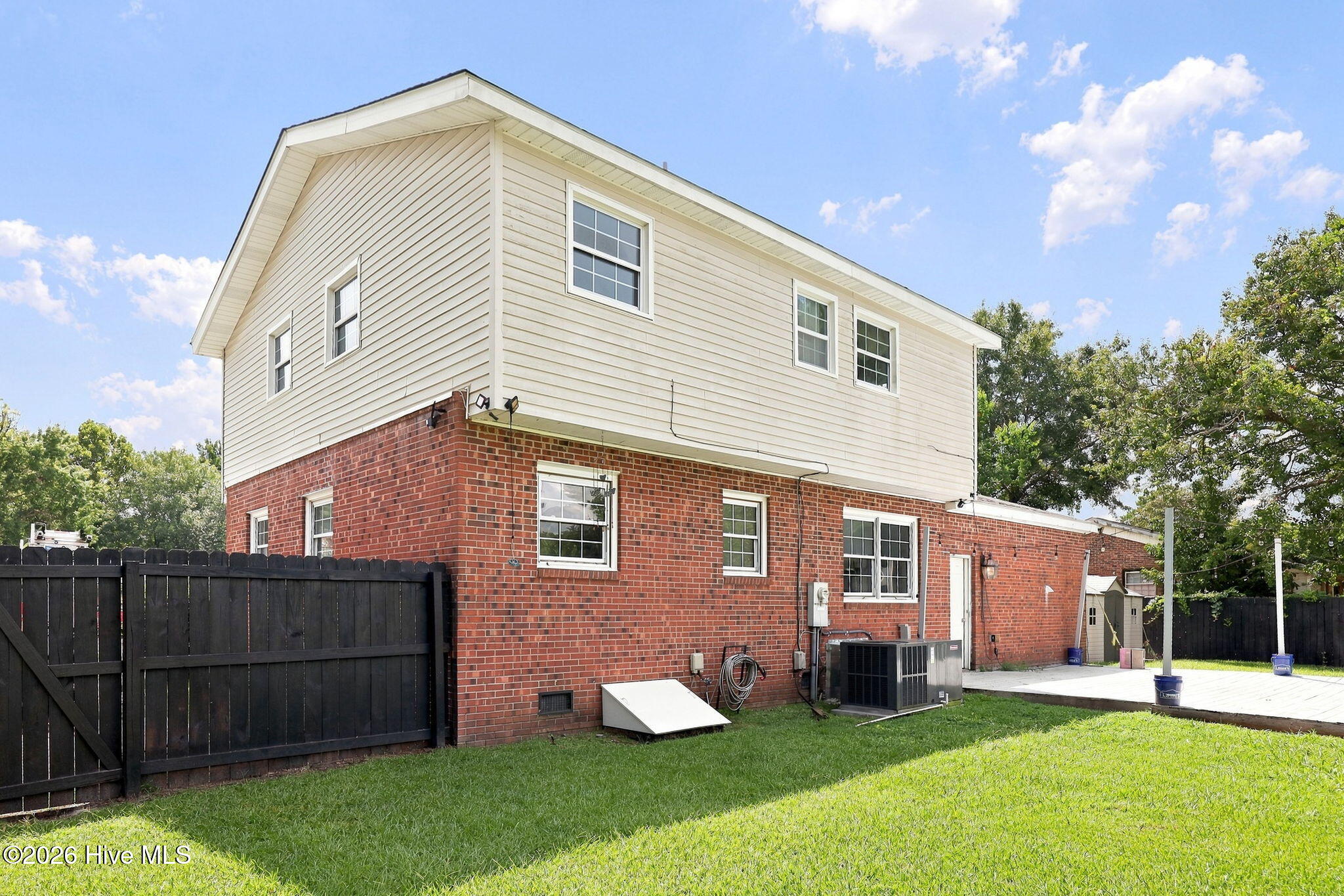 Single Family Residence at 407 Brynn Marr Road, Jacksonville, NC 28546, photo 42 of 49