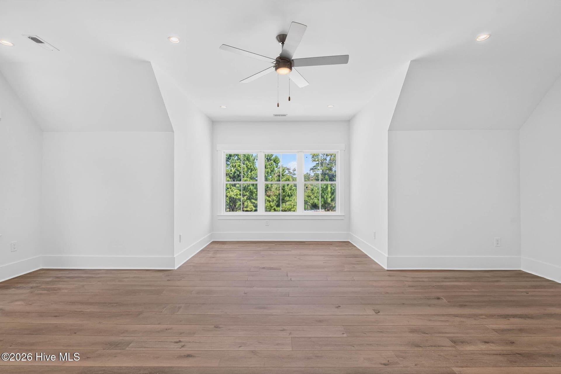 Single Family Residence at 6089 Martinque Street SW, Shallotte, NC 28470, photo 17 of 25