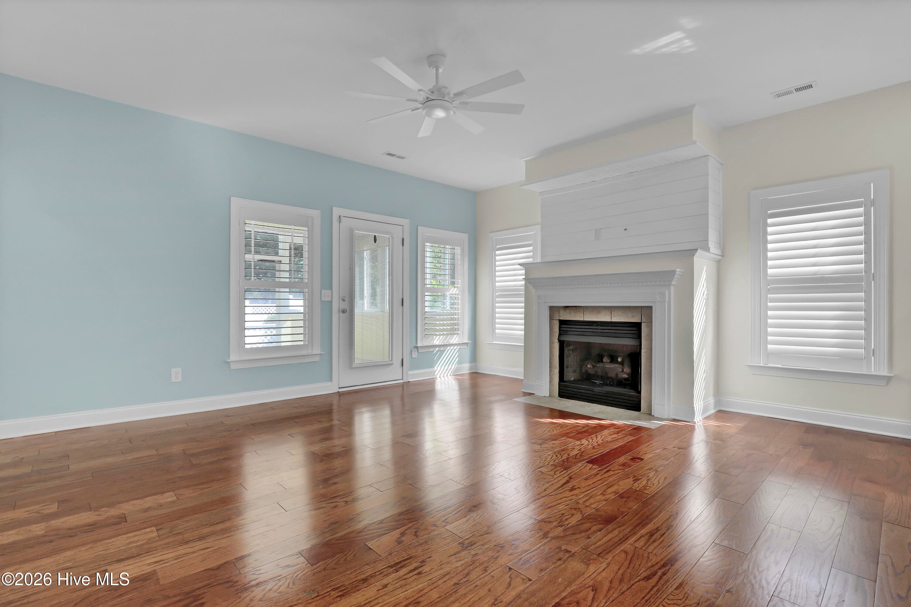 Townhouse at 103 Kiskadee Court, Hampstead, NC 28443, photo 13 of 45