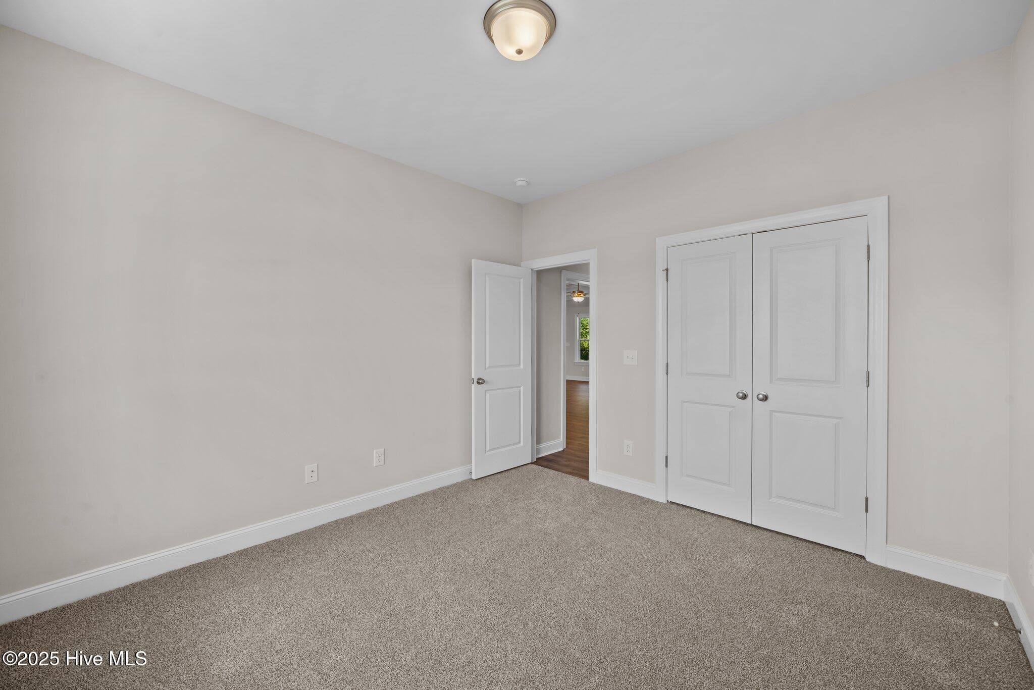 Photo of similar home - 3209 Honeysuckle Drive, Winterville, NC 28590