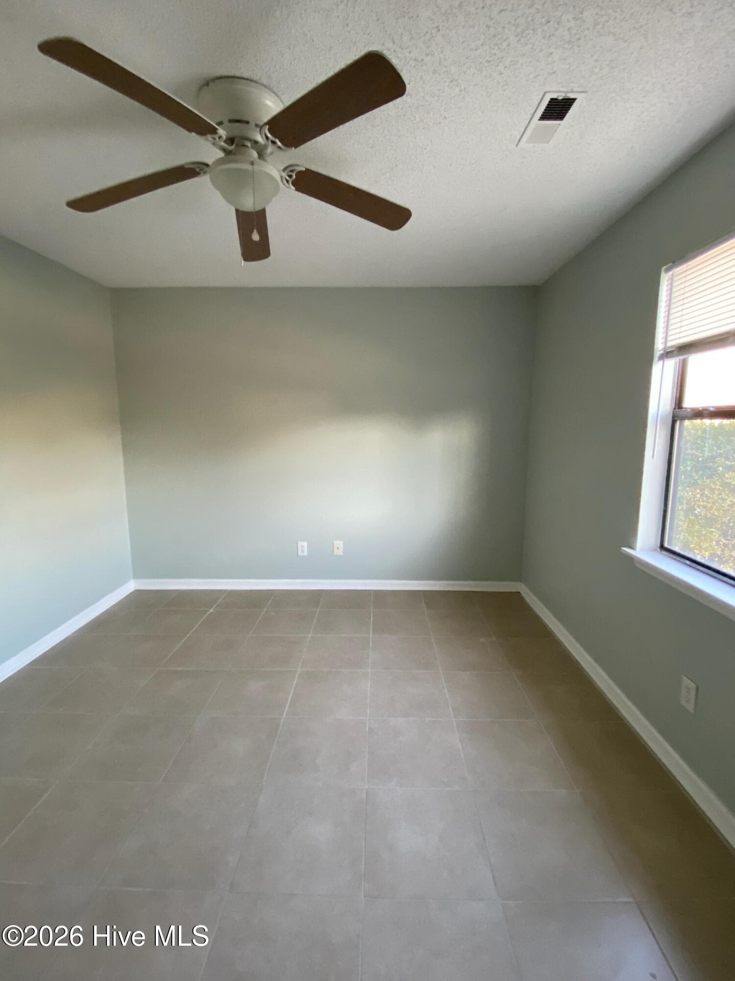 Single Family Residence at 201 Wyndham Circle B, Greenville, NC 27858, photo 6 of 10