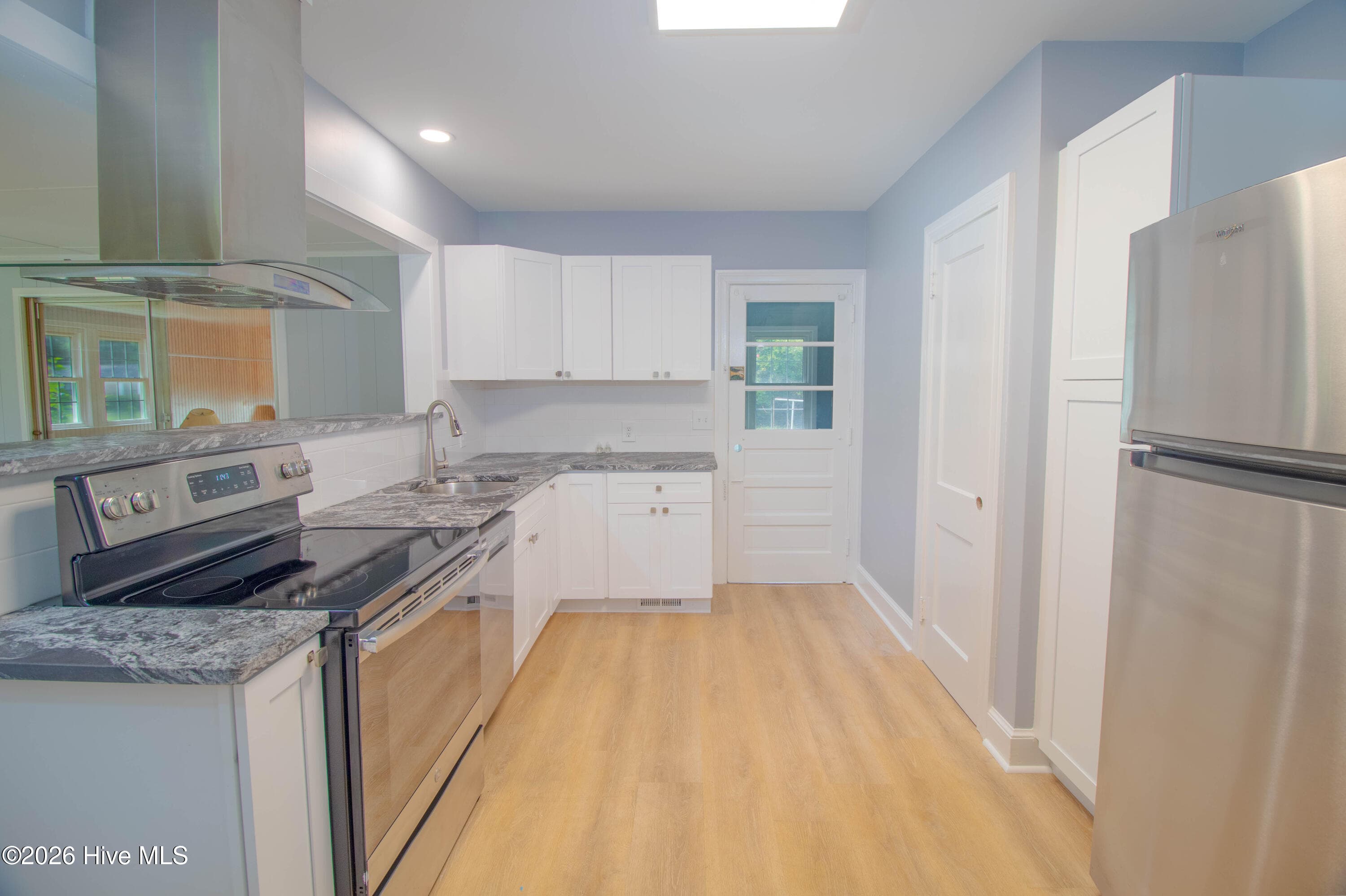 Single Family Residence at 4202 Dewitt Road, Wilmington, NC 28405, photo 7 of 26
