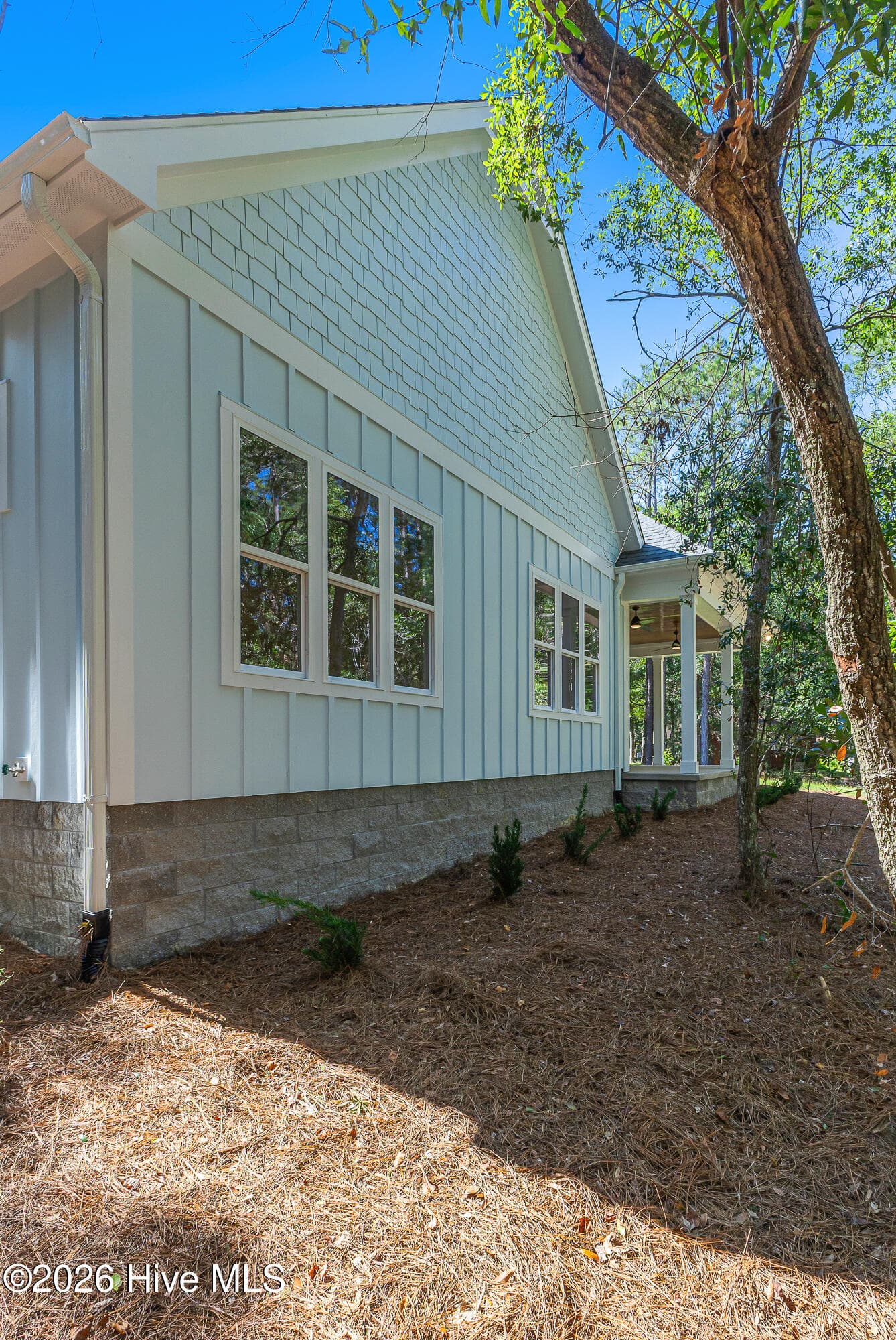 Single Family Residence at 634 Pelican Circle SE, Bolivia, NC 28422, photo 5 of 95