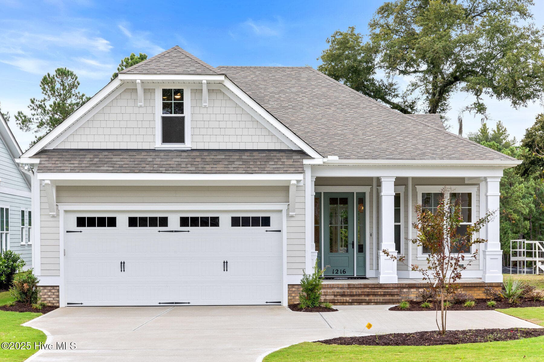 Single Family Residence at 1216 Rockhill Road, Castle Hayne, NC 28429, photo 4 of 74