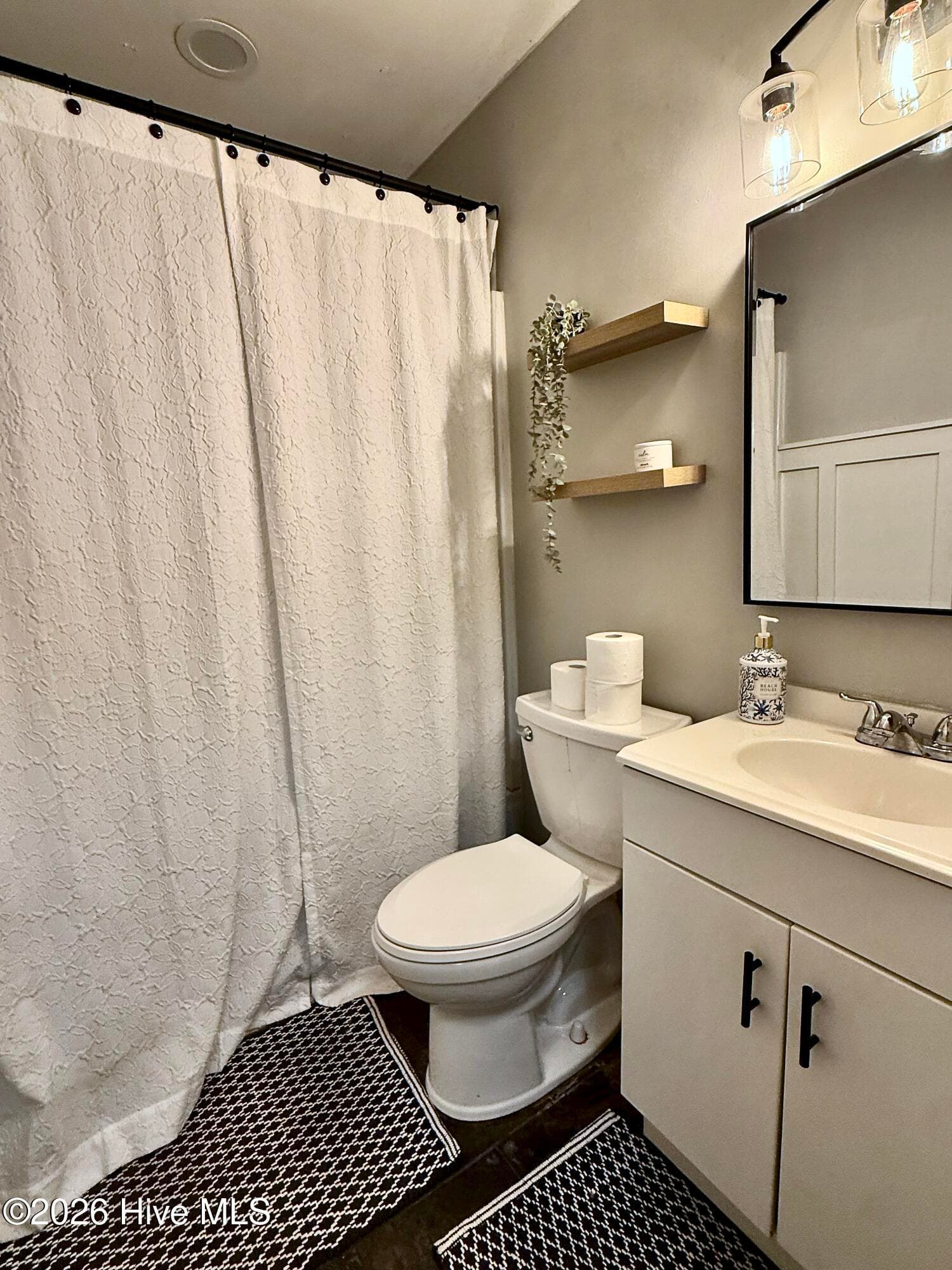 Single Family Residence at 517 Voltaire Place, Wilmington, NC 28412, photo 18 of 25