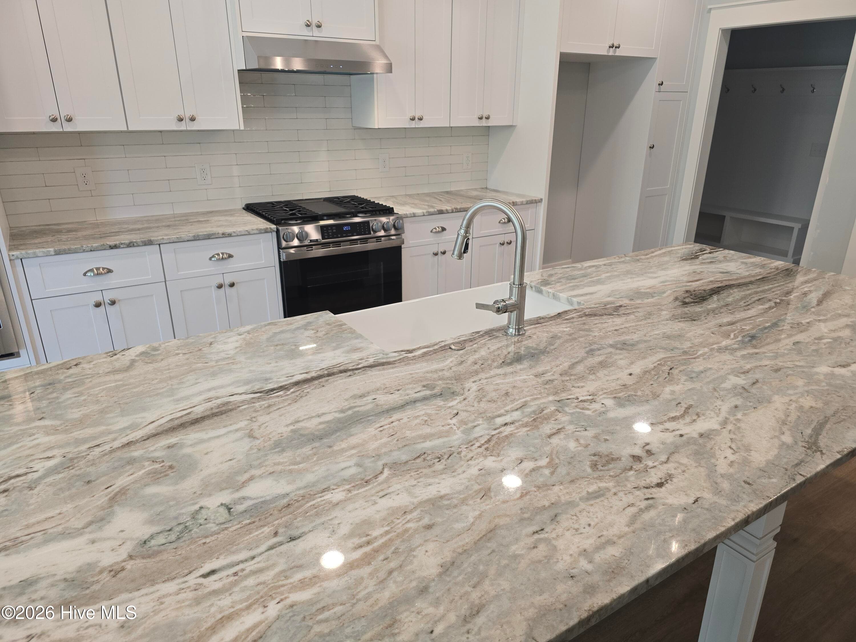 Granite Countertops - 1777 Bellingham Drive, Beech Island, SC 29842