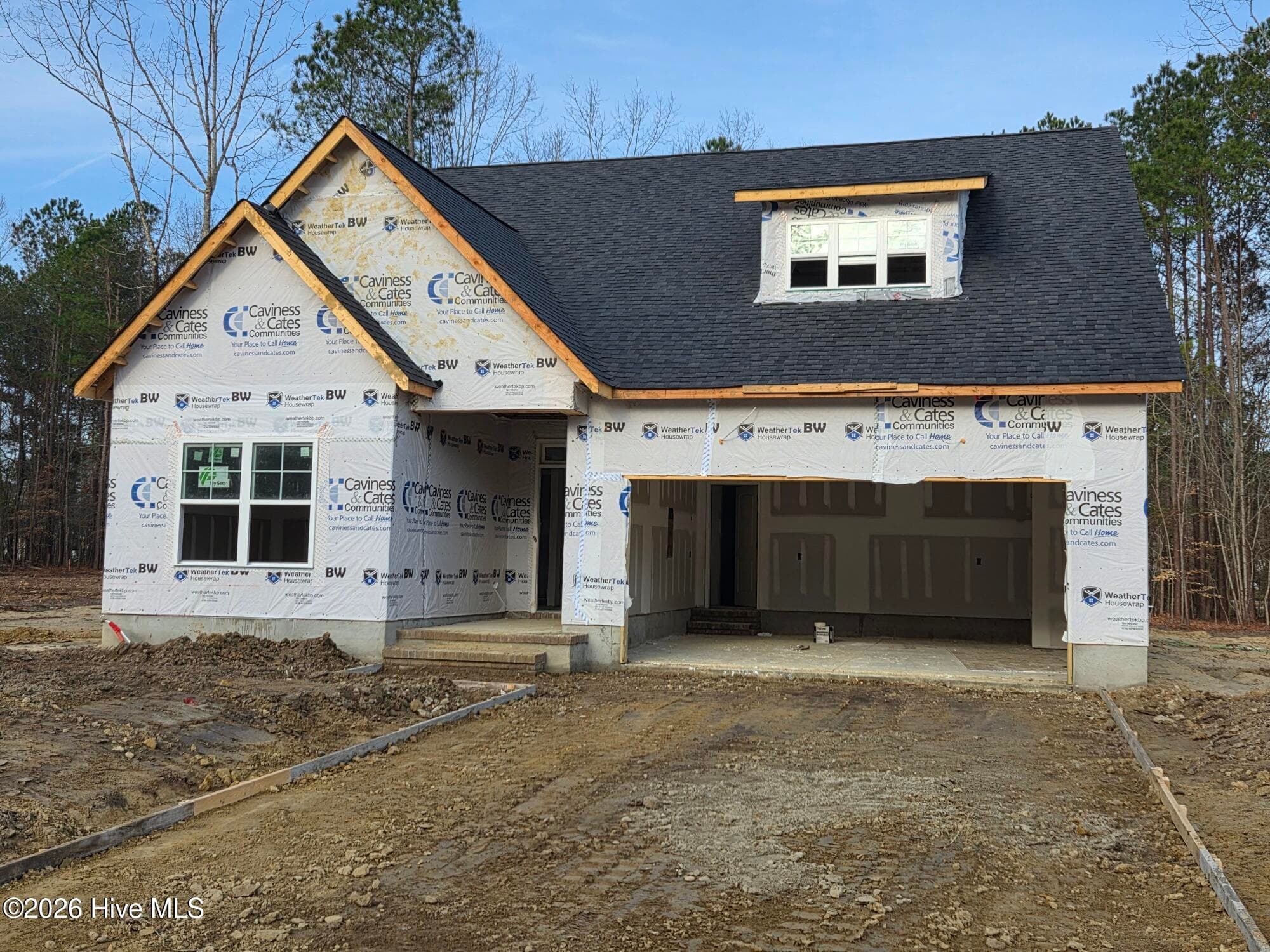Single Family Residence at 2980 Tucker Hill Drive, Grimesland, NC 27837, photo 5 of 63