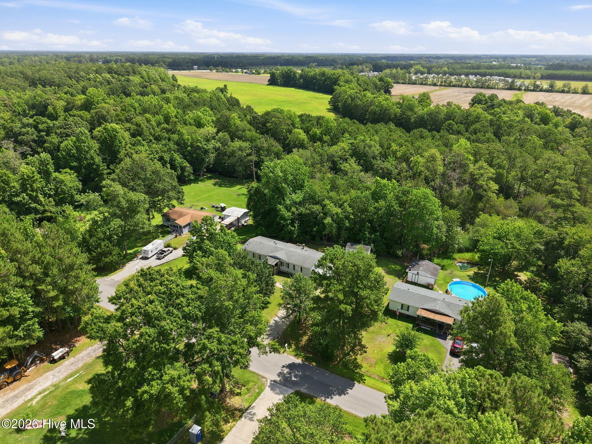 Manufactured Home at 123 Youpon Drive, Hubert, NC 28539, photo 4 of 5