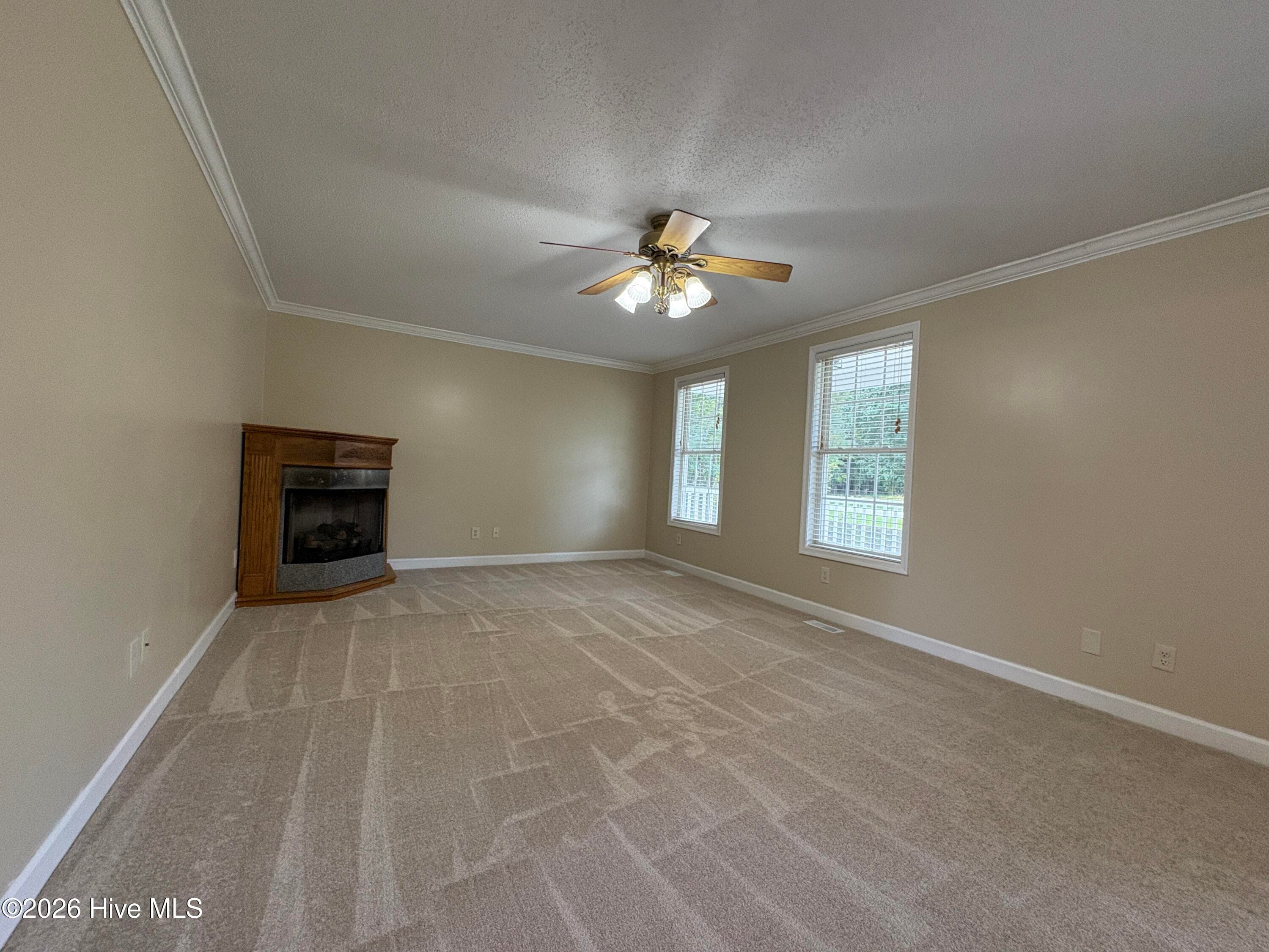 Family room - 2992 Market St Ex Ext, Washington, NC 27889