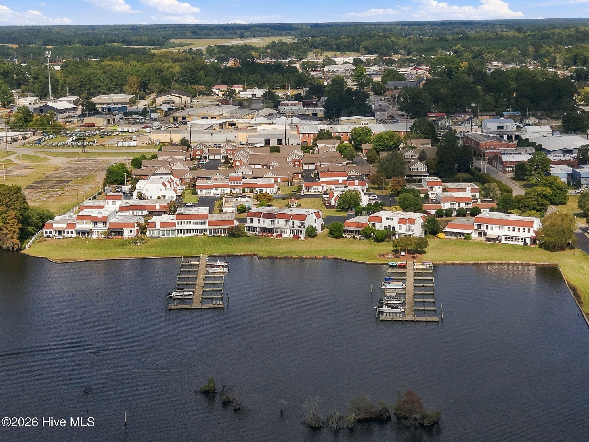 Townhouse at 106 Washington Harbor, Washington, NC 27889, photo 47 of 56