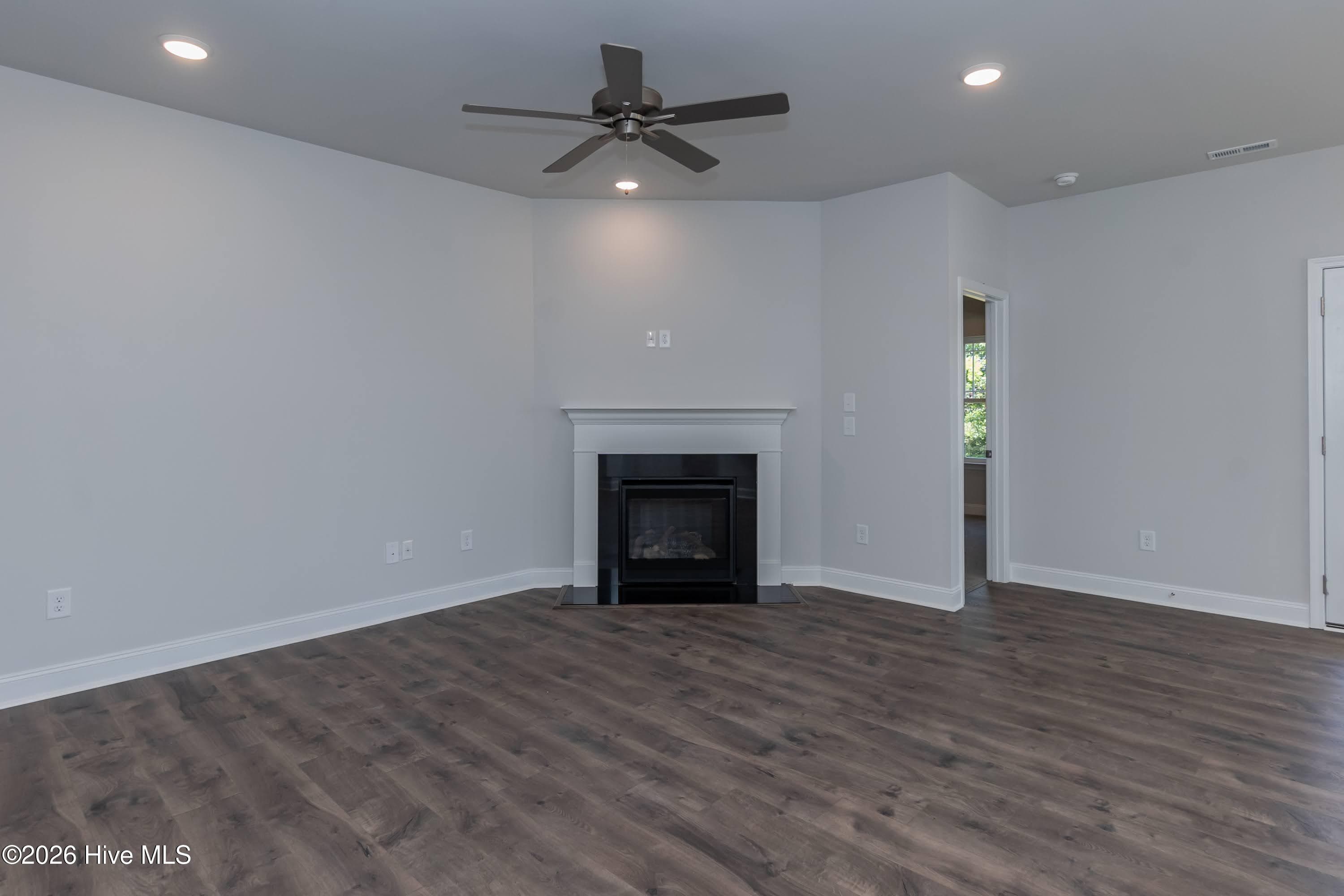 Single Family Residence at 949 Willow Place SW, Calabash, NC 28467, photo 14 of 38