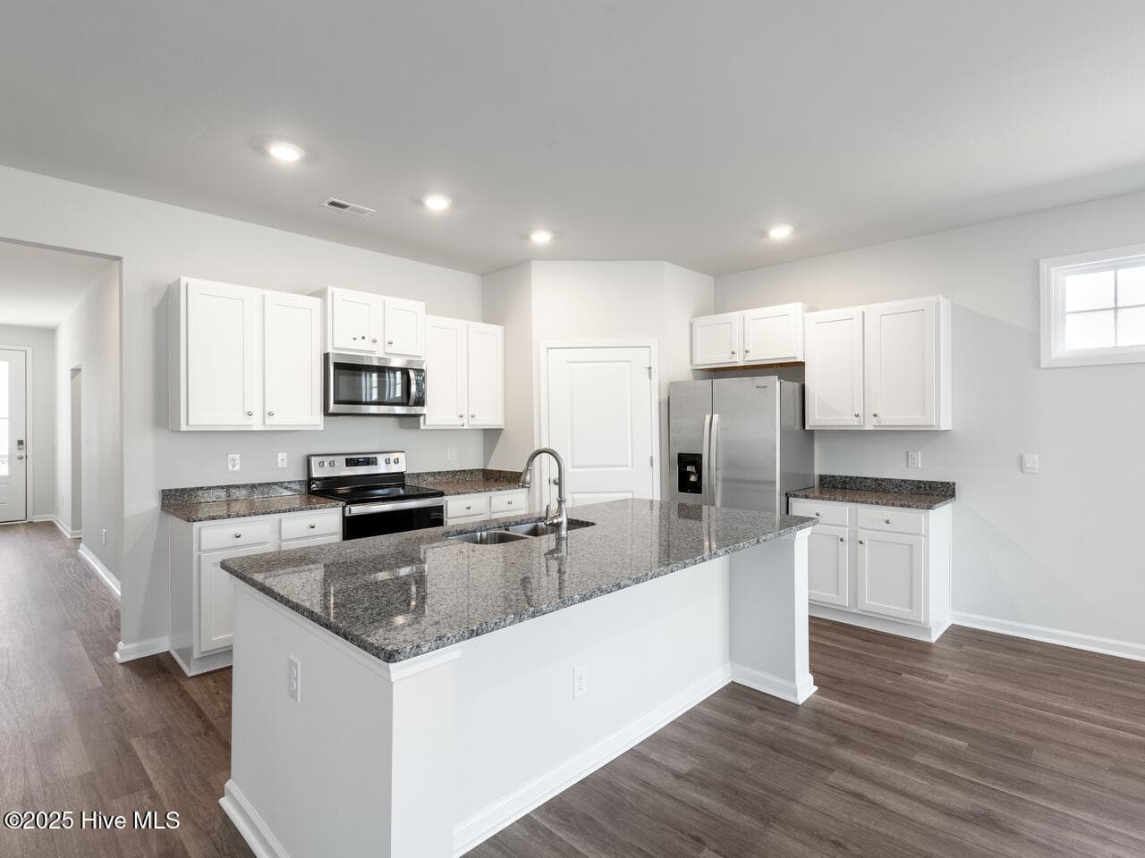Single Family Residence at 2110 Cypress Hill Drive SE Lot 89, Bolivia, NC 28422, photo 12 of 38
