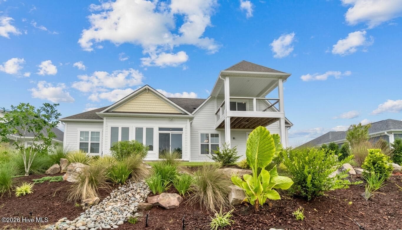 Beautiful rock garden - 2359 Weeping Birch Road NE, Leland, NC 28451