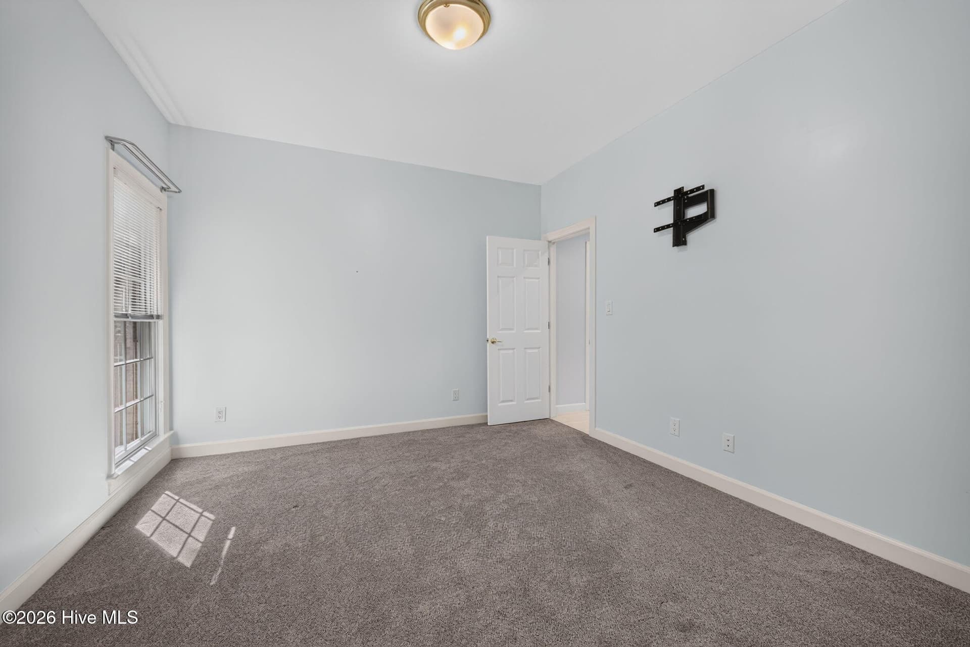 Single Family Residence at 108 Neuse Circle, Hertford, NC 27944, photo 31 of 68