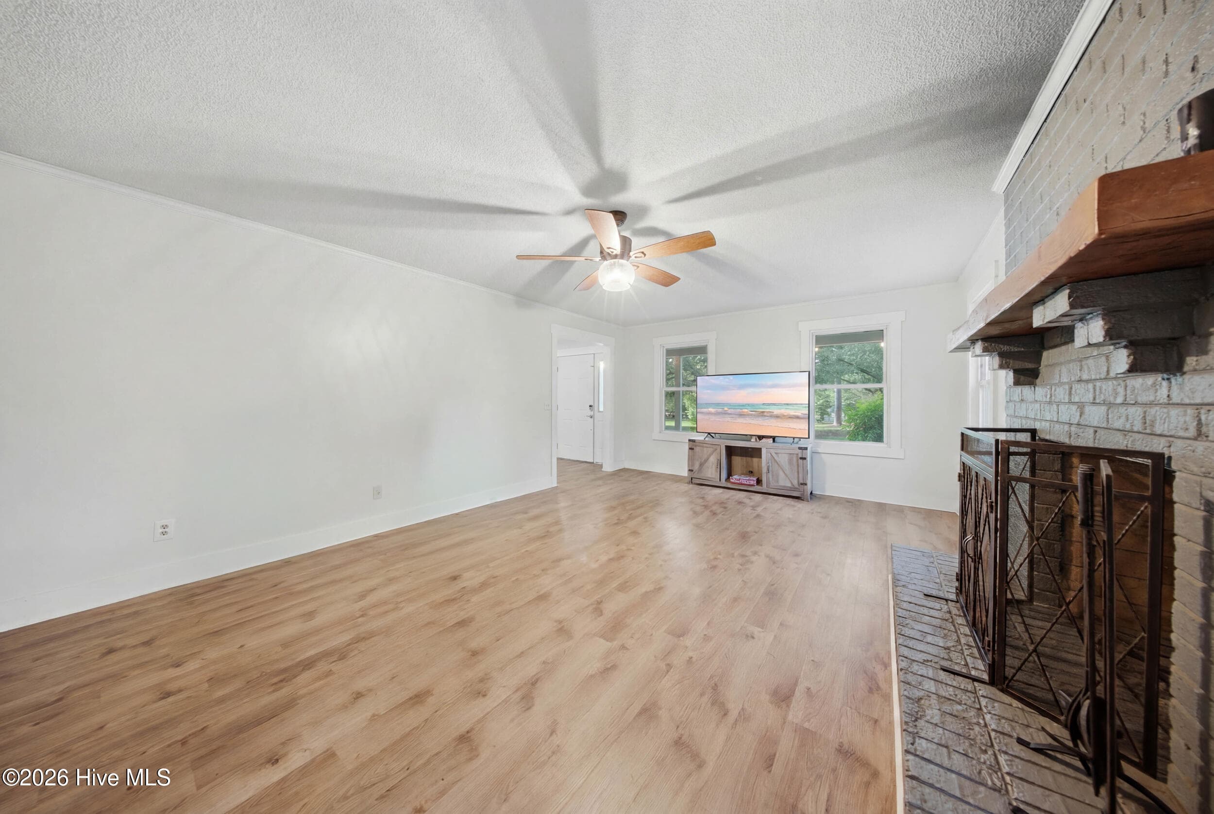 Single Family Residence at 458 Annandale Trace, Hampstead, NC 28443, photo 13 of 61