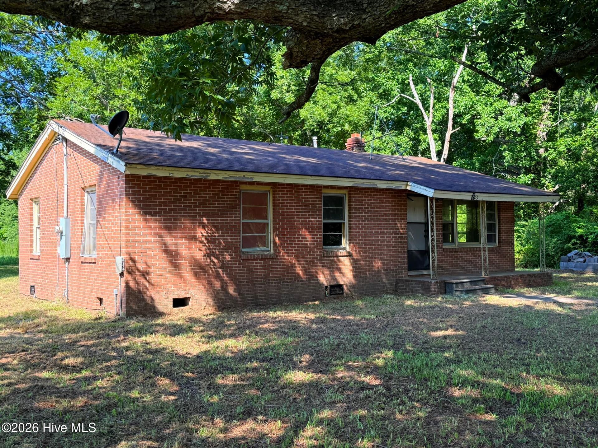 Single Family Residence at 609 Swamp Road, Pantego, NC 27860, photo 2 of 16