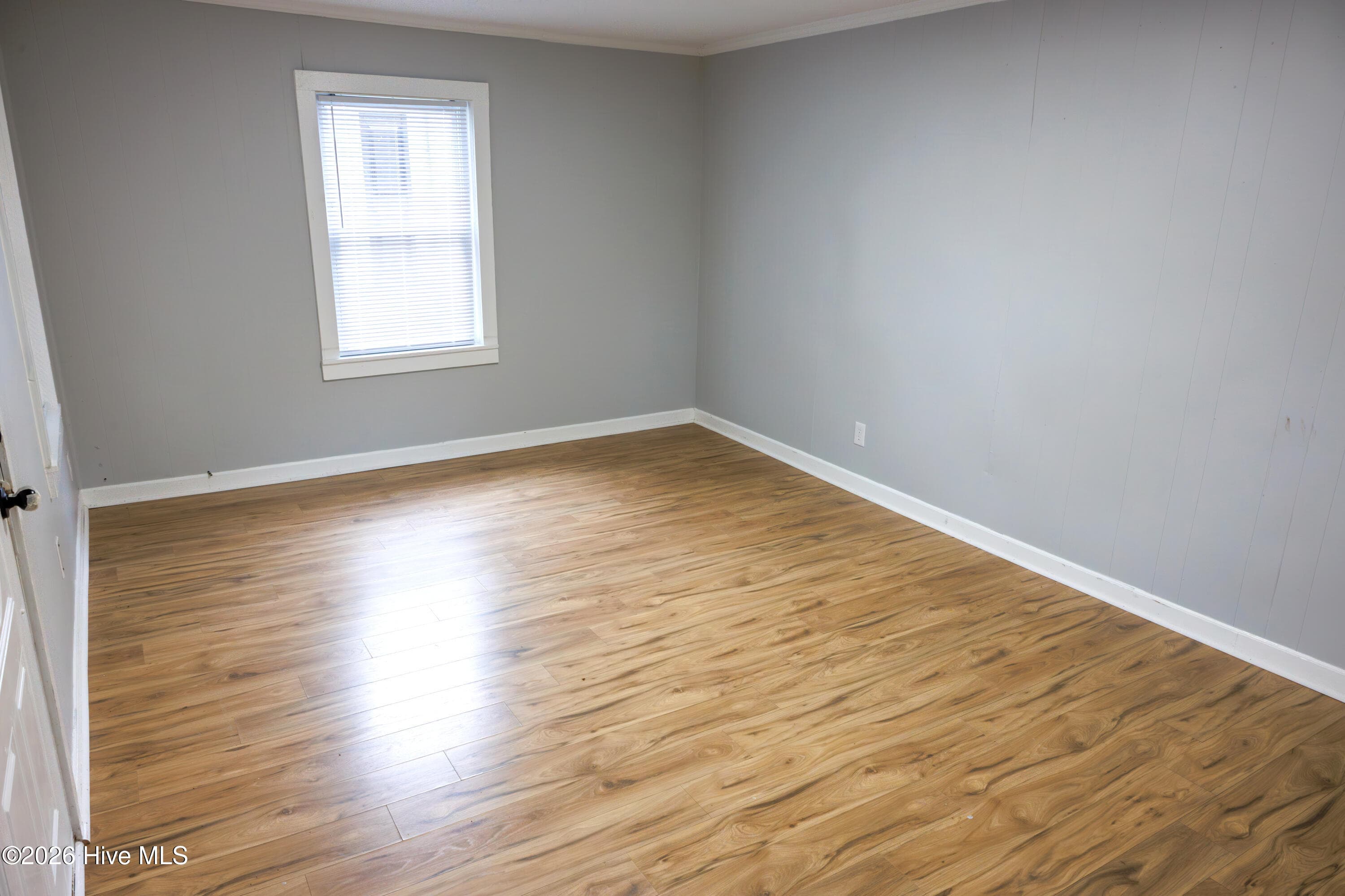Single Family Residence at 3625 S Walnut Street, Farmville, NC 27828, photo 4 of 17