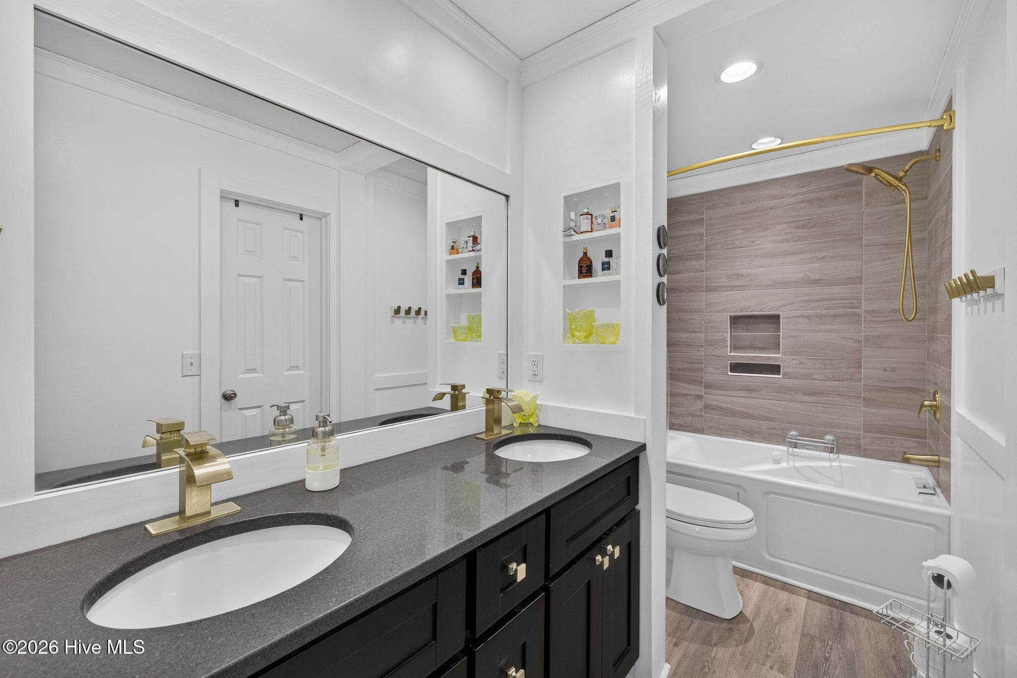 Single Family Residence at 1608 Blue Tick Court, Wilmington, NC 28411, photo 18 of 45
