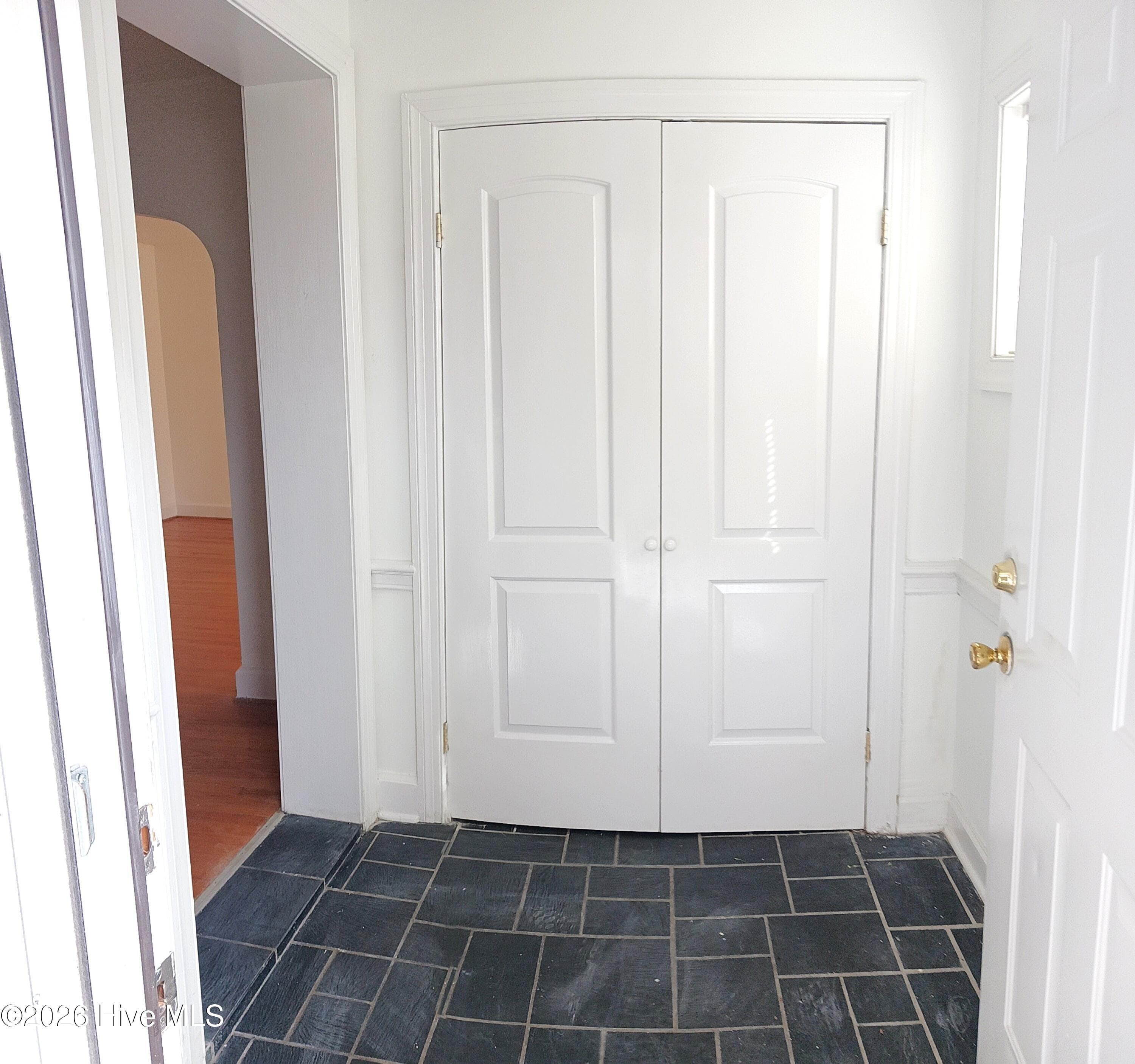 Single Family Residence at 5314 Ward Boulevard, Wilson, NC 27893, photo 2 of 12