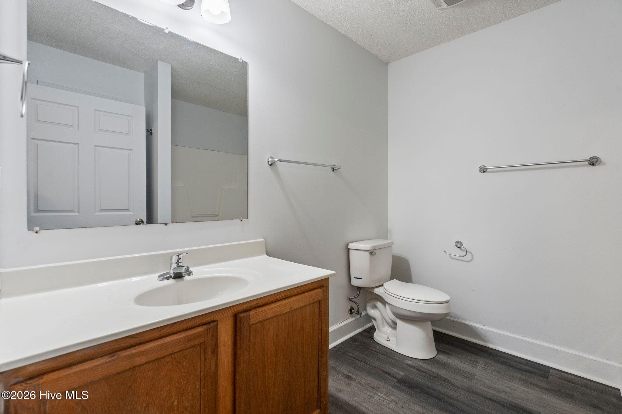Single Family Residence at 3913 Prices Lane, Wilmington, NC 28405, photo 21 of 56