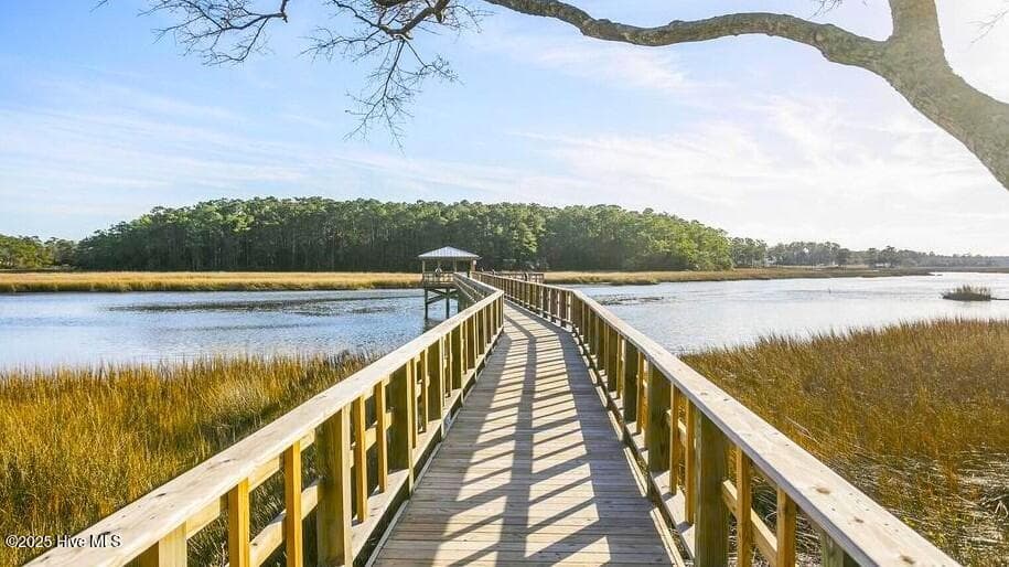 Single Family Residence at 2085 Manor Parc Drive, Calabash, NC 28467, photo 8 of 55