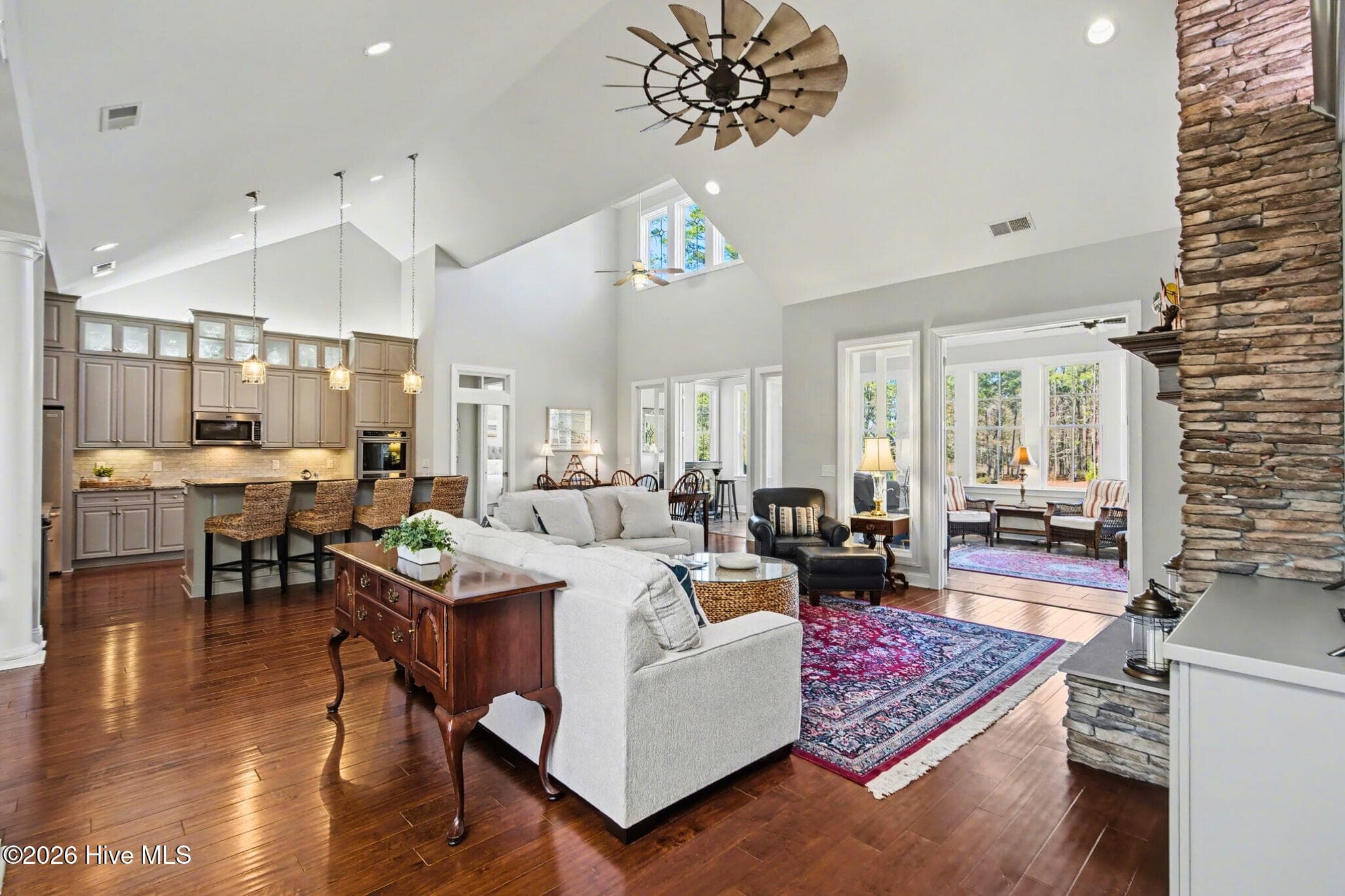 Single Family Residence at 547 Morely Circle SW, Ocean Isle Beach, NC 28469, photo 10 of 59