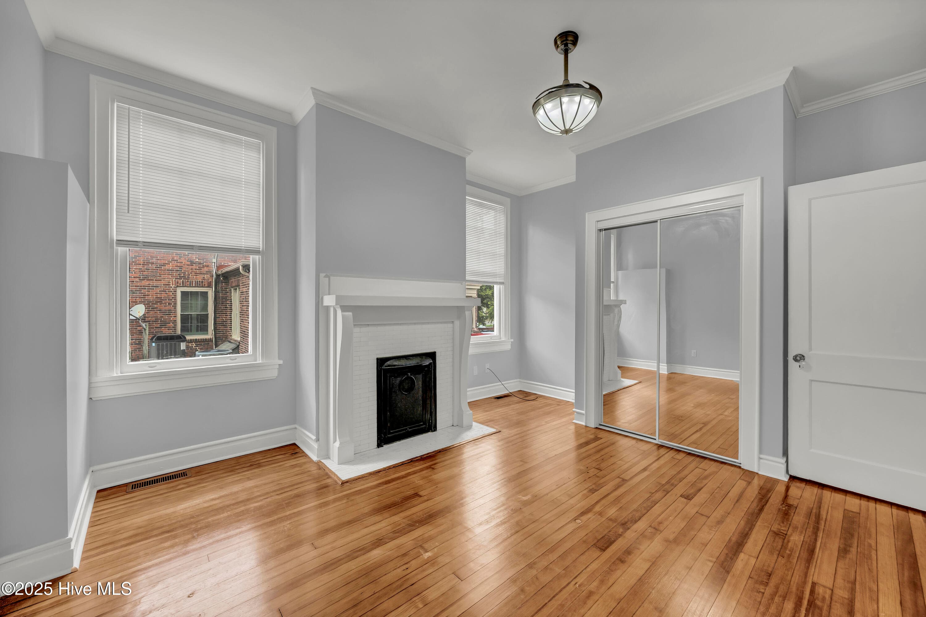 Duplex at 8 S 7th Street, Wilmington, NC 28401, photo 12 of 46