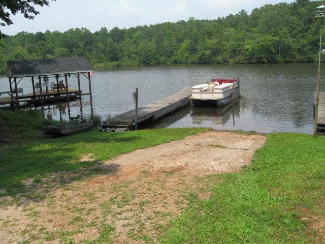 Summer Place community Boat Ramp