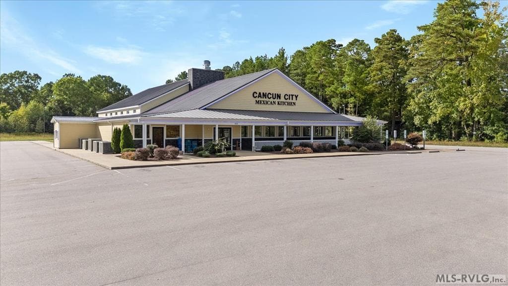 235 N Mosby Avenue, Littleton NC 27850