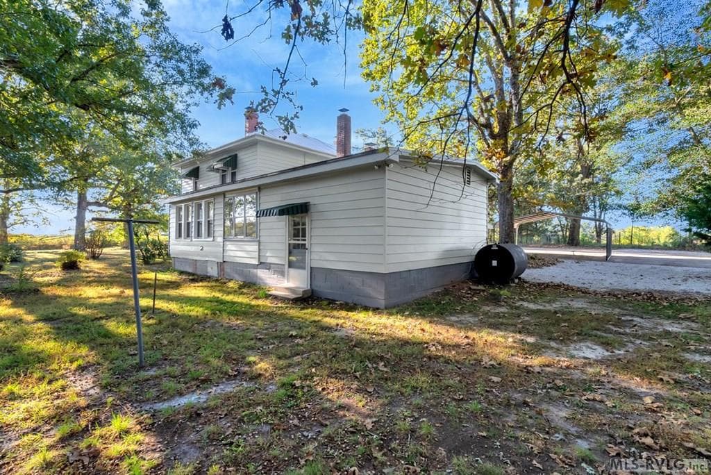 4198 Goodes Ferry Road, South Hill VA 23970 photo 6
