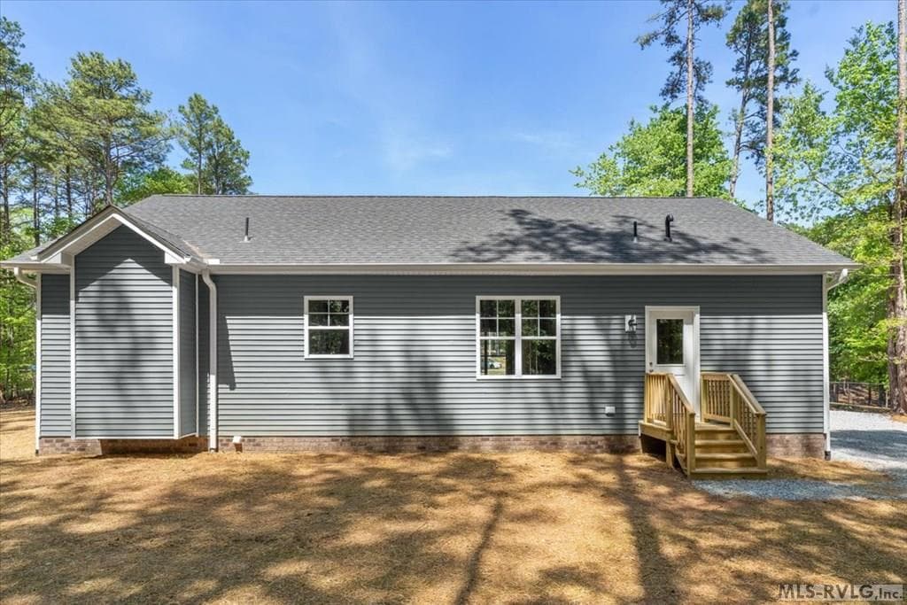 Residential/Vacation at 141 Jamestown Lane, Bracey VA 23919, Bracey, photo 4 of 44