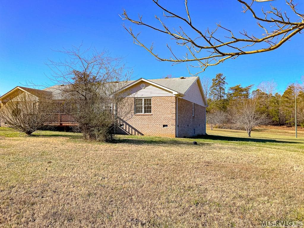 59 Taylor Farms Rd, Kenbridge VA 23944 photo 3