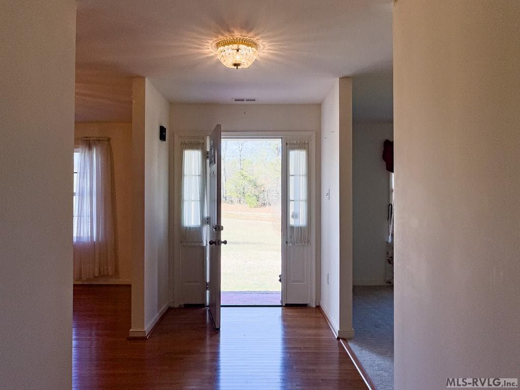 59 Taylor Farms Rd, Kenbridge VA 23944 photo 5