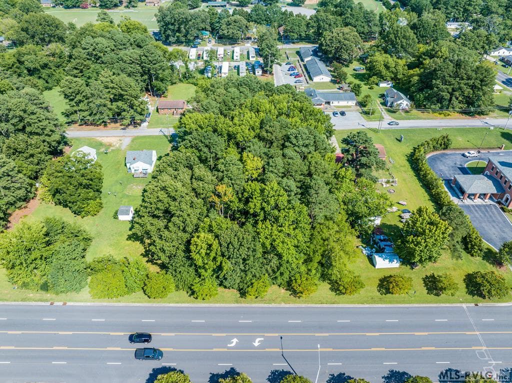 317 Summitt Ave (old Farm Rd), Roanoke Rapids NC 27870