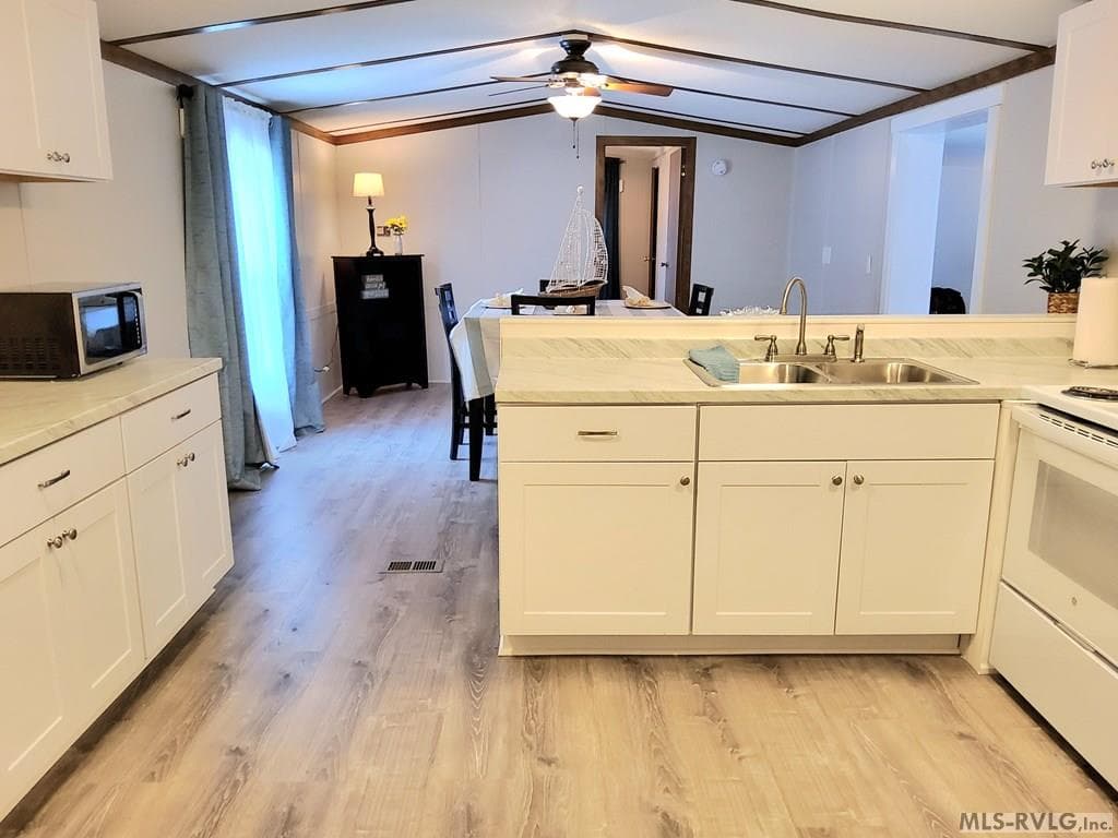115 Ford Trail, Bracey VA 23919 photo 17