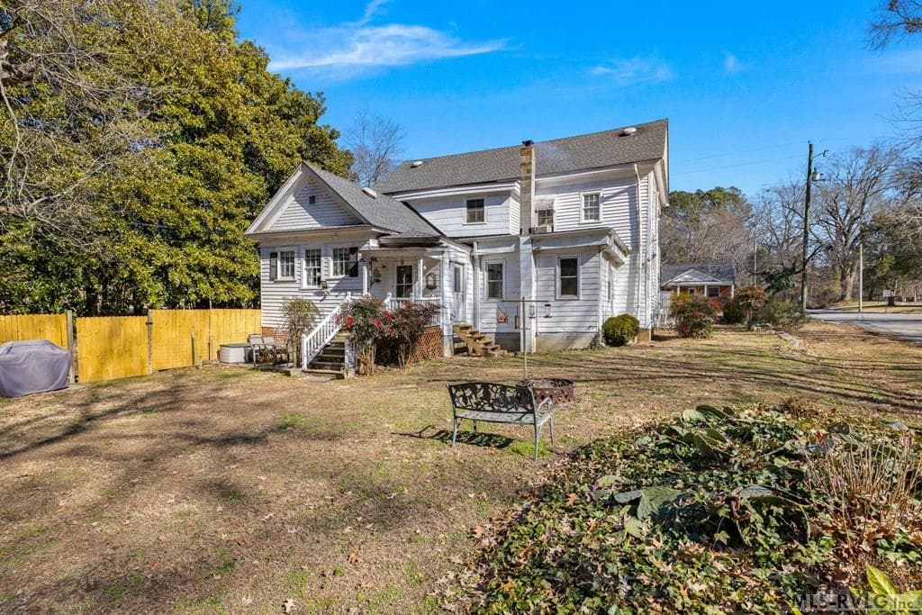 328 Mosby Ave, Littleton NC 27850 photo 2