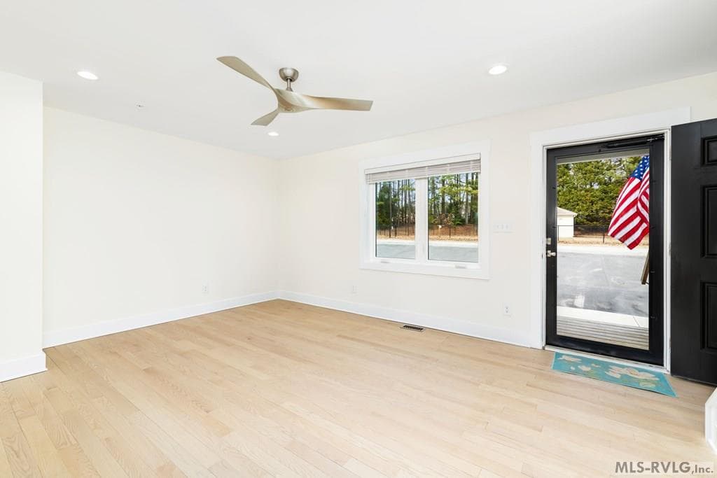 137-102 Gaston Pointe Dr, Littleton NC 27850 photo 8