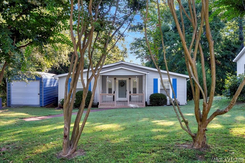 831 Hawthorne Dr., Bracey VA 23919 photo 5
