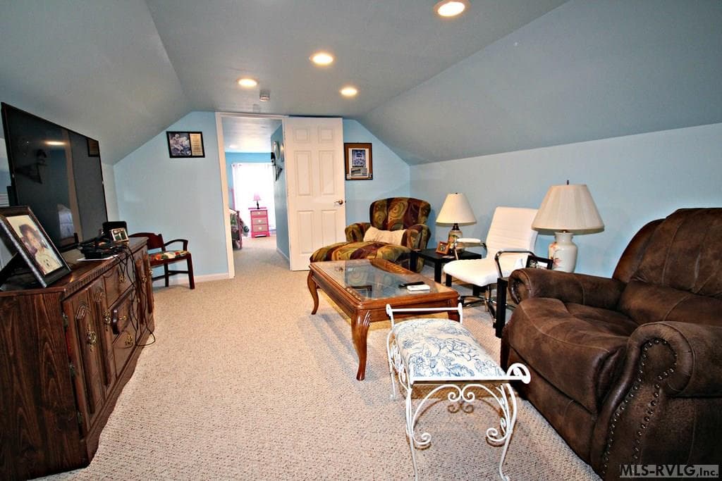 Upstairs Family Room