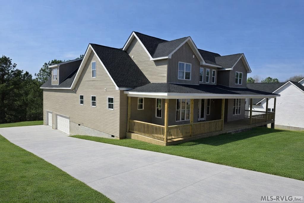 906 Starboard Drive, Bracey VA 23919