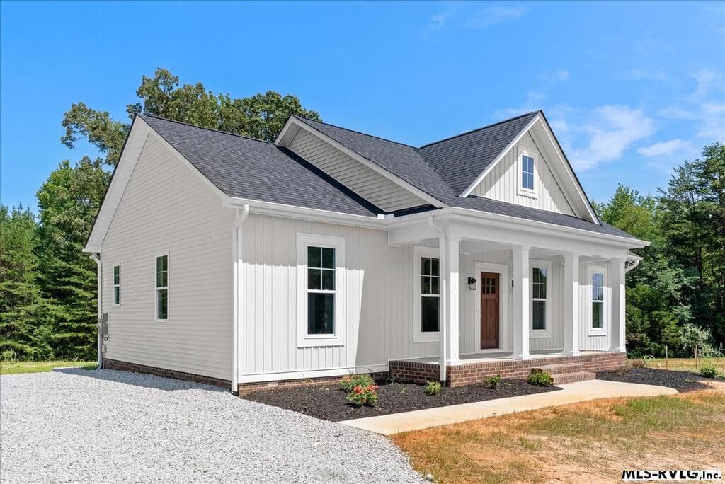 1214 Lloyds Mill Rd, Clover VA 24534 photo 2