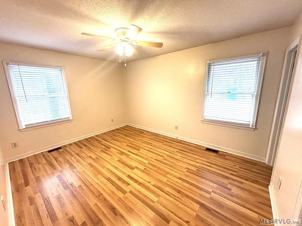 215 Lakeview Drive, Roanoke Rapids NC 27870 photo 38